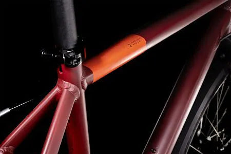 Cube Touring (50/S, High, Darkred 'n' red)
